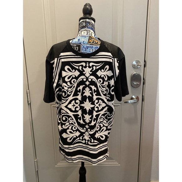 The Research &Development Men's Size XL Short Sleeve T Shirt Graphic Design - Picture 1 of 6